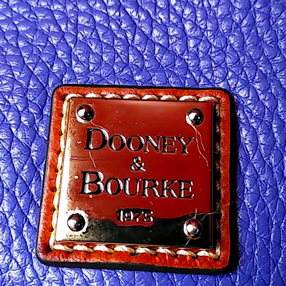 Dooney & Bourke 1975